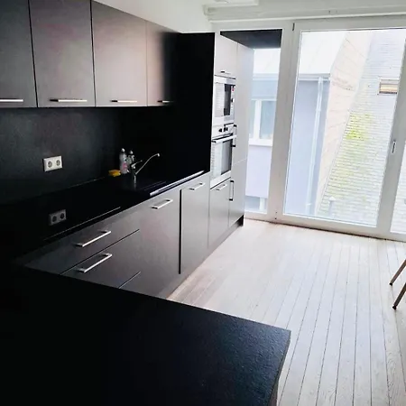 Bright And Welcoming 2 Bedrooms In Center Luksemburg