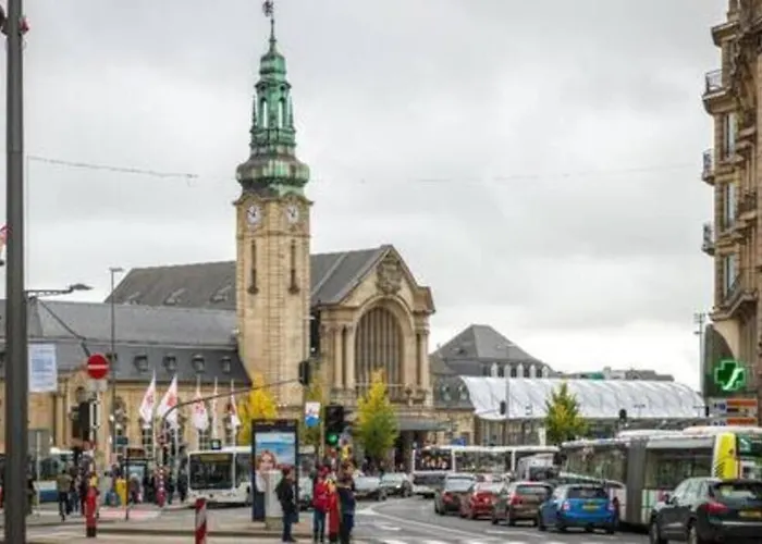 Bright And Welcoming 2 Bedrooms In Center Luxemburg